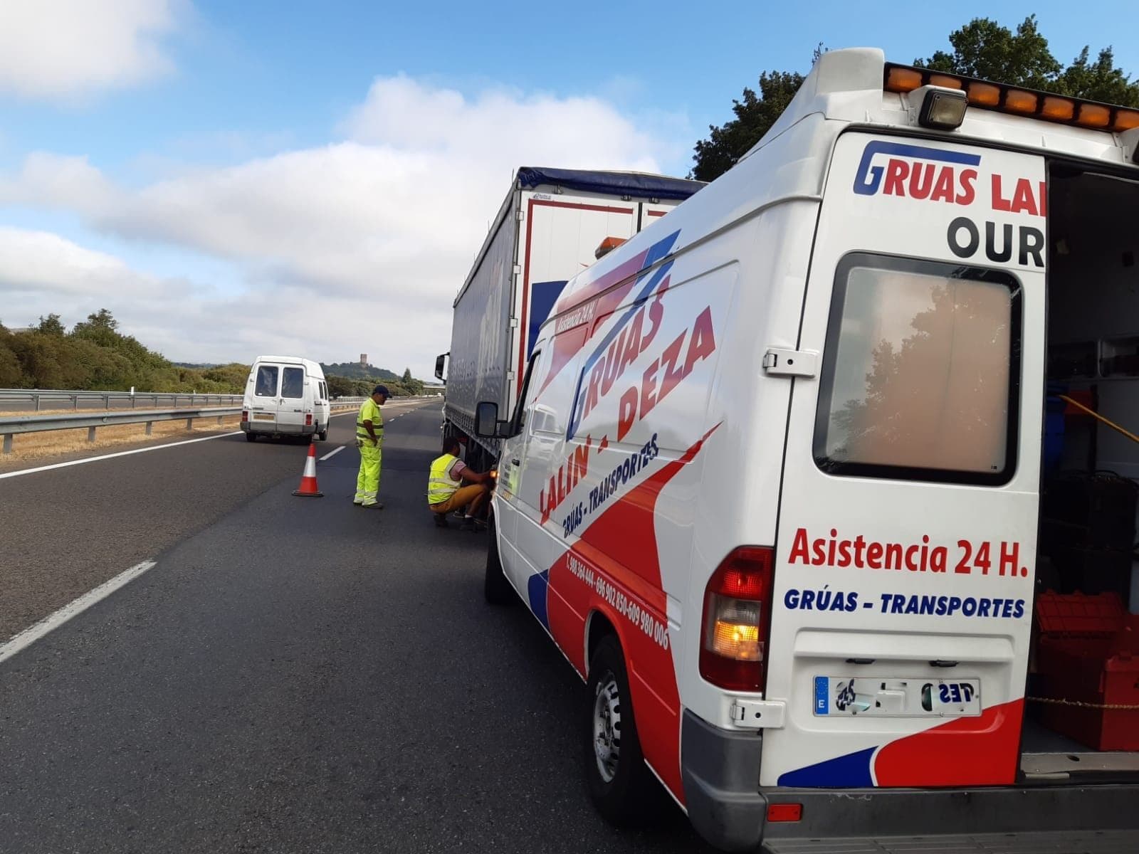 Grúas de asistencia en carretera