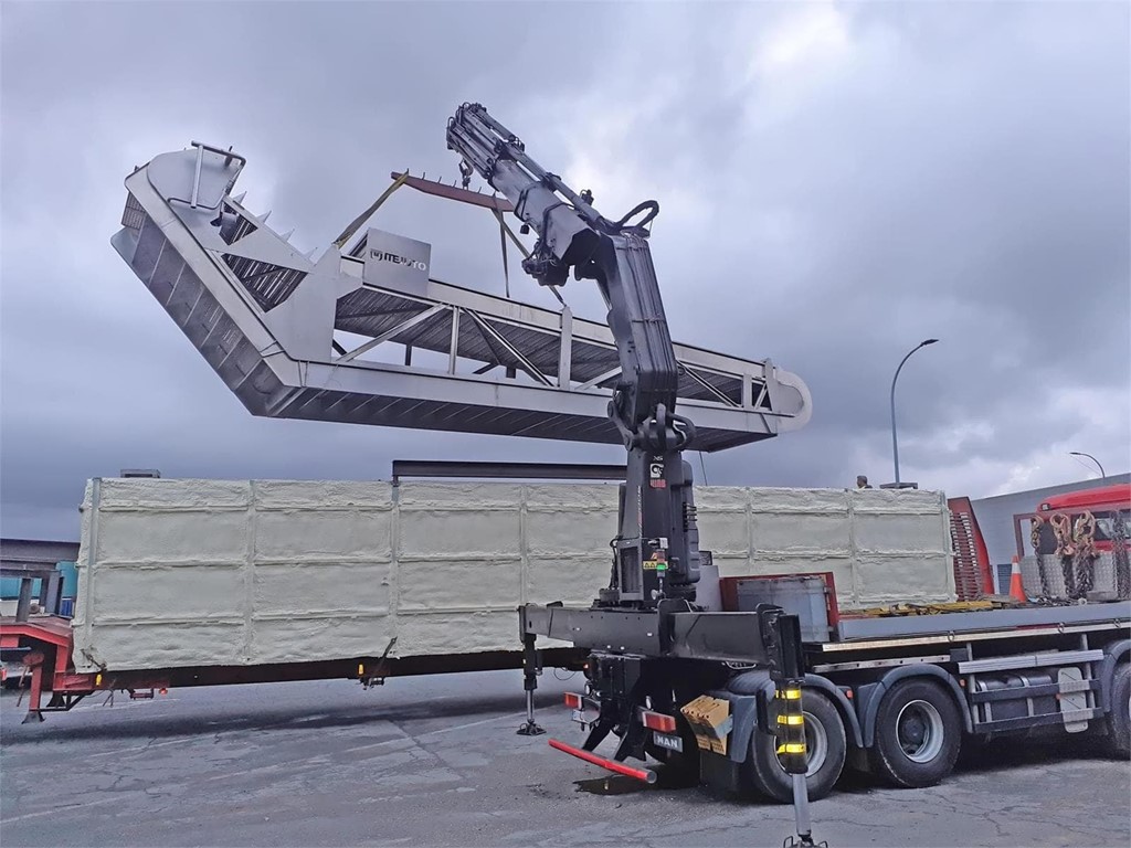 Transportamos maquinaria por toda España